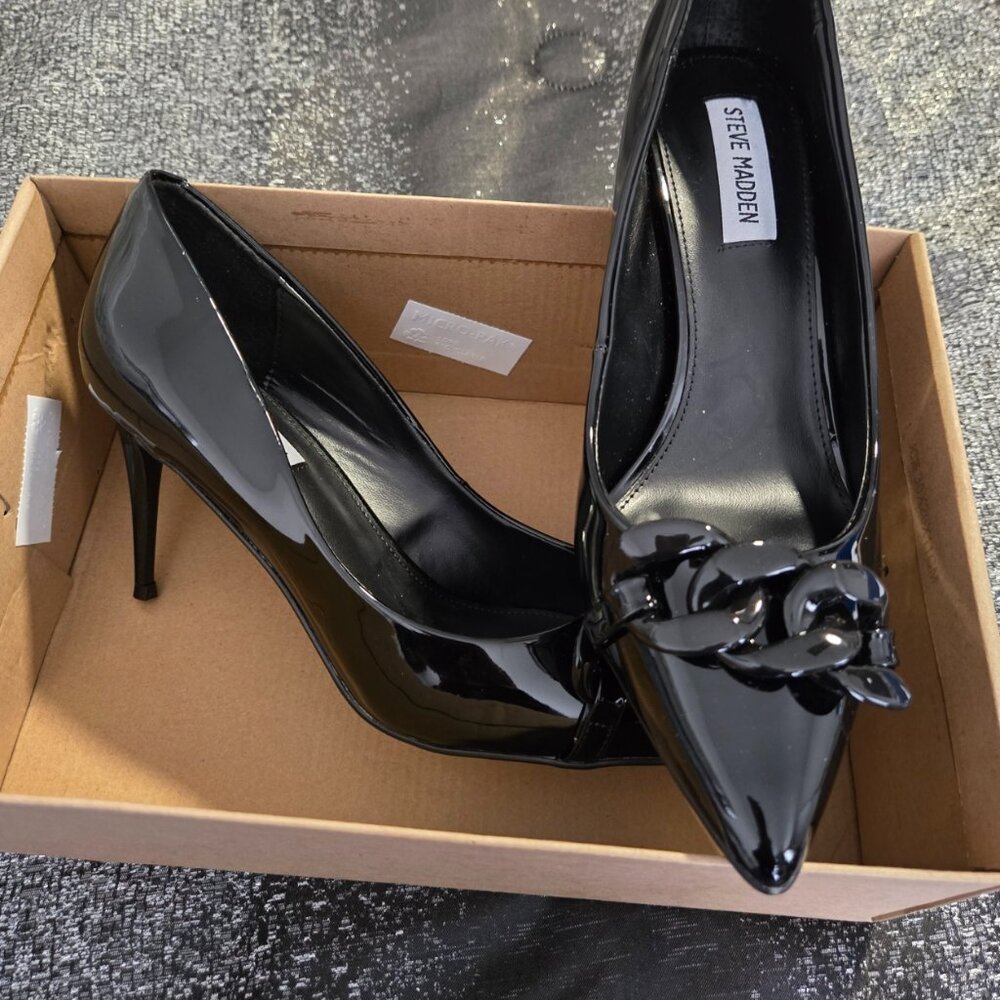 Size 9 Patent Leather Heel
